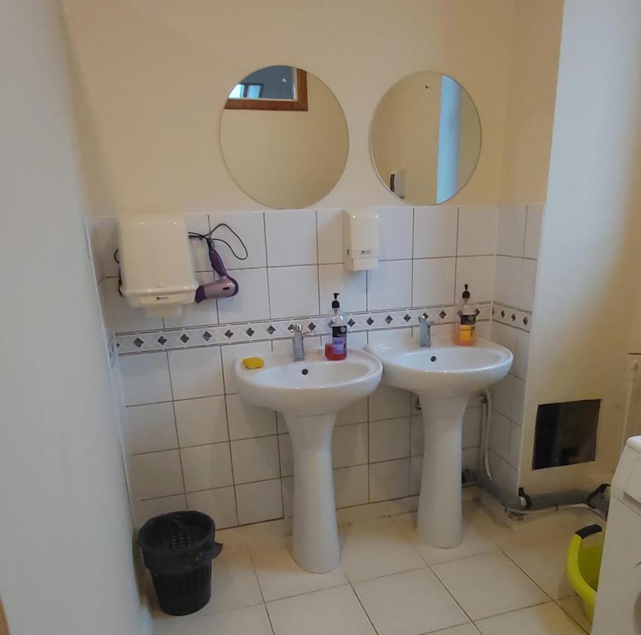 Tiesiog Hostelis Salcininkai Dış mekan fotoğraf