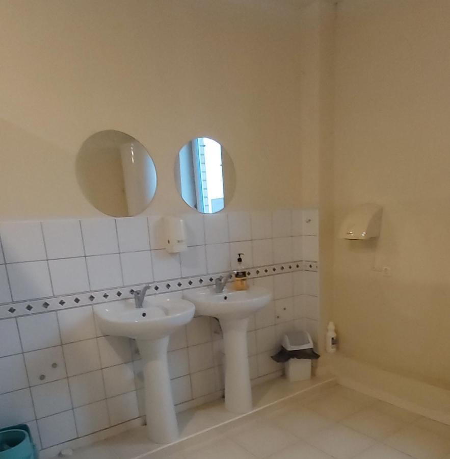 Tiesiog Hostelis Salcininkai Dış mekan fotoğraf